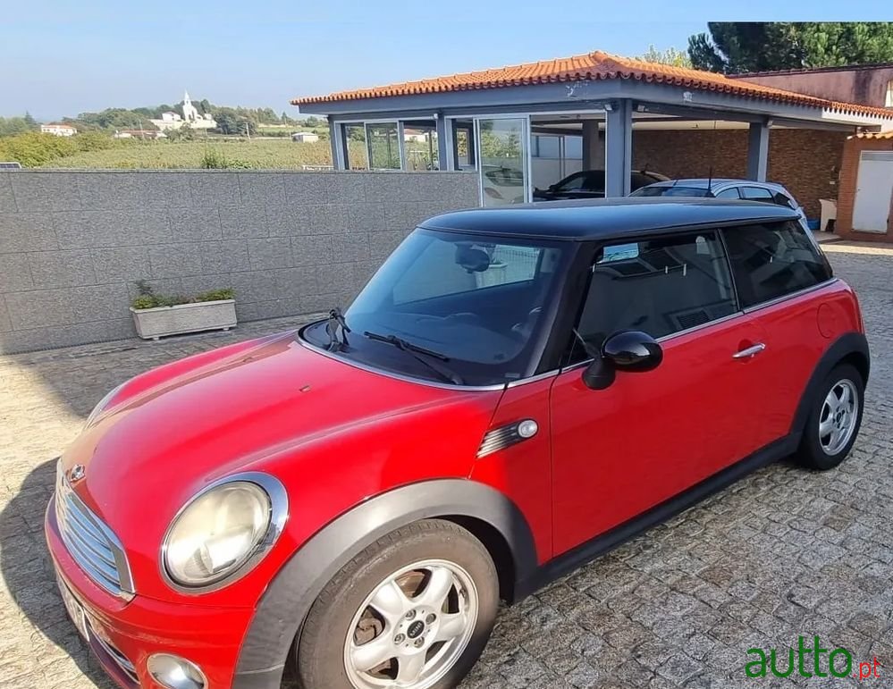 2007' MINI Cooper D photo #1