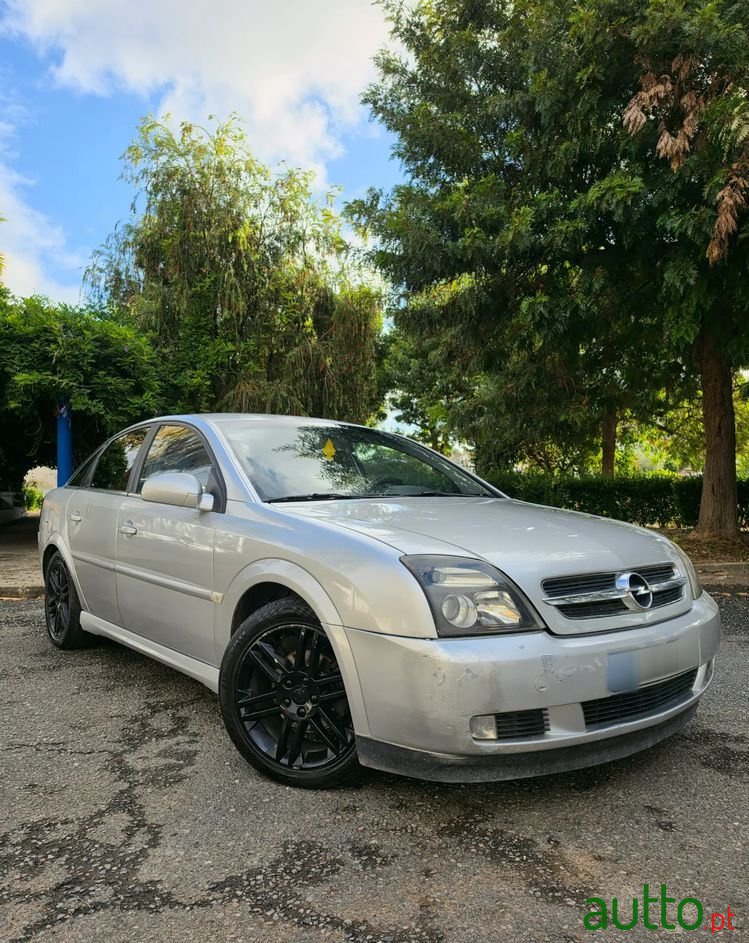 2005' Opel Vectra Gts 1.9 Cdti photo #1