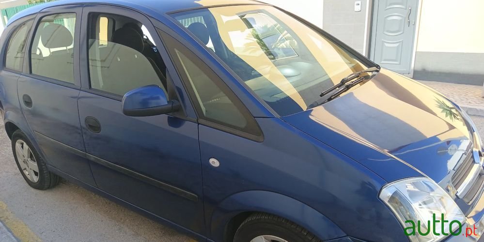 2004' Opel Meriva 1.6 Cosmo photo #3