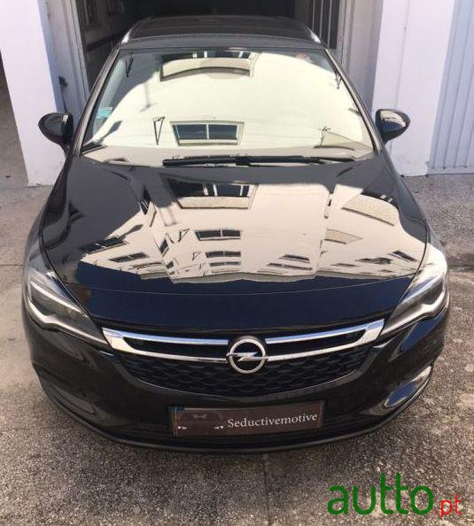 2017' Opel Astra Sports Tourer photo #1