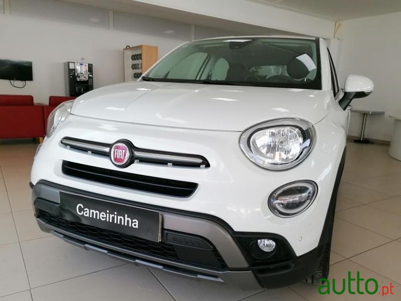 2019' Fiat 500X photo #1