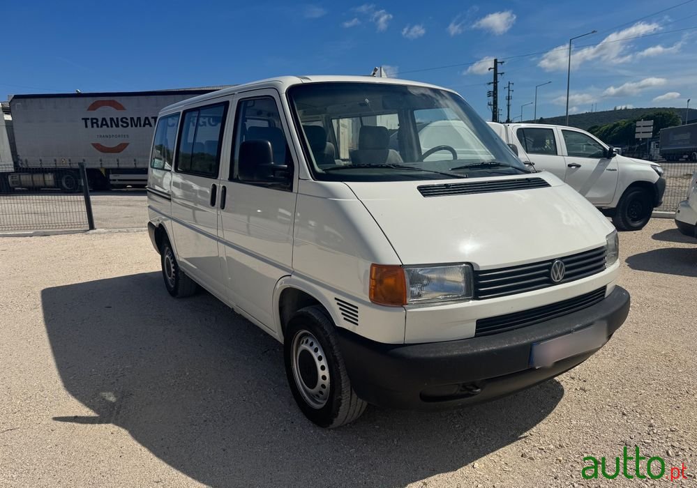 1999' Volkswagen Transporter 2.4 D Kombi photo #1