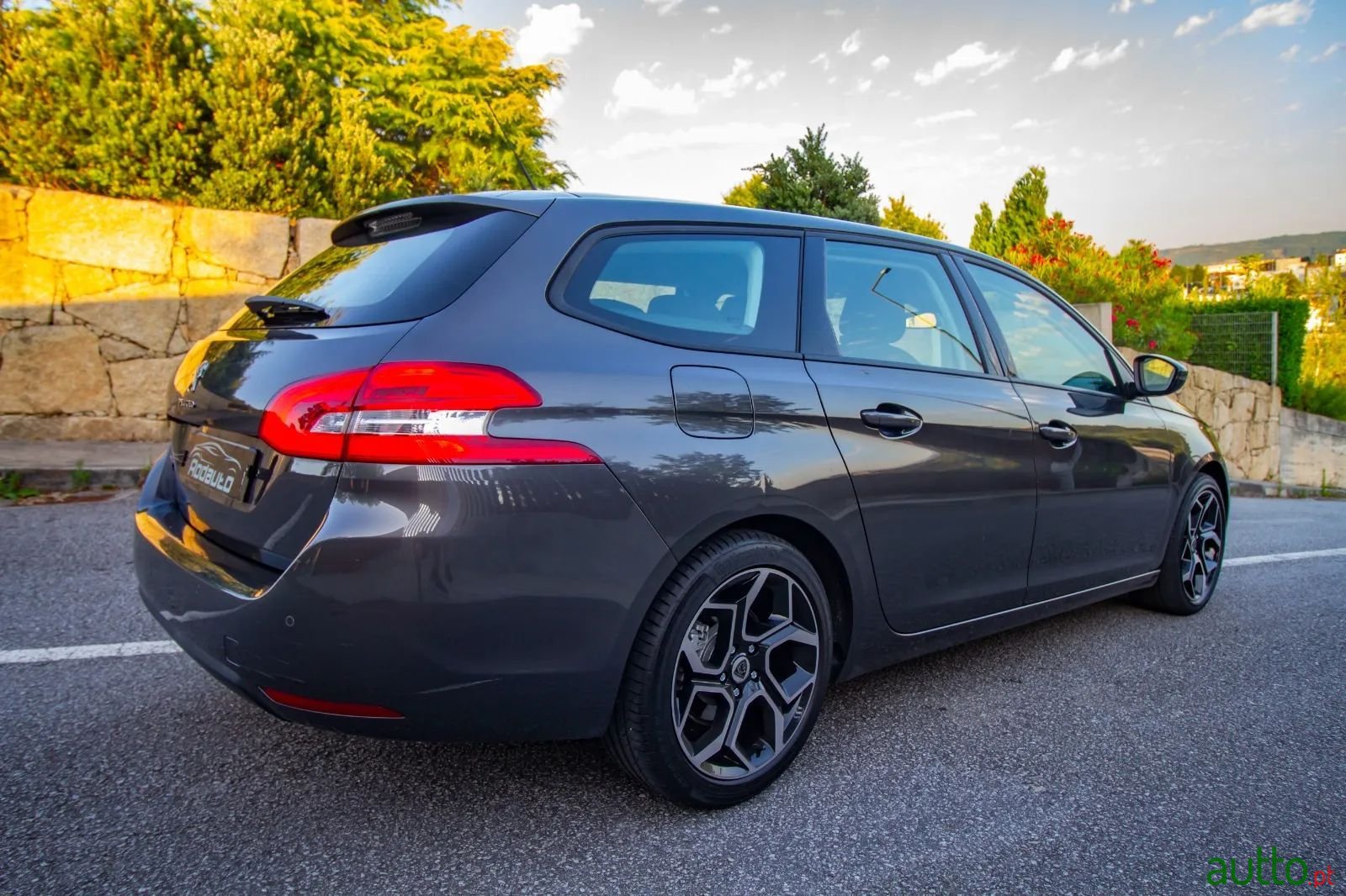 2017' Peugeot 308 photo #5