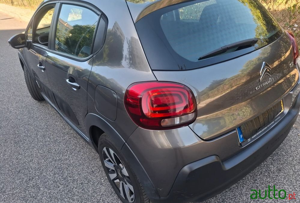 2018' Citroen C3 1.6 Bluehdi Shine photo #6