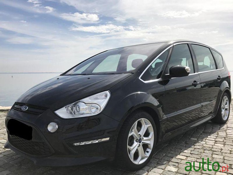 2013' Ford S-Max 2.0 TDCi Titanium 7L Aut. photo #3