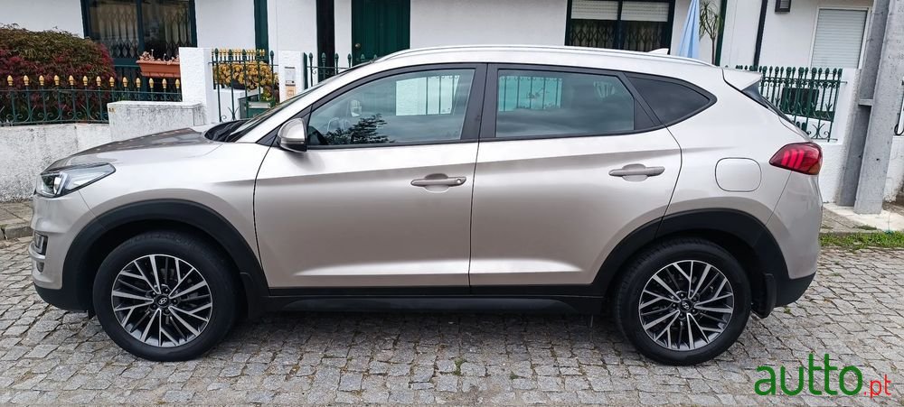 2019' Hyundai Tucson photo #3
