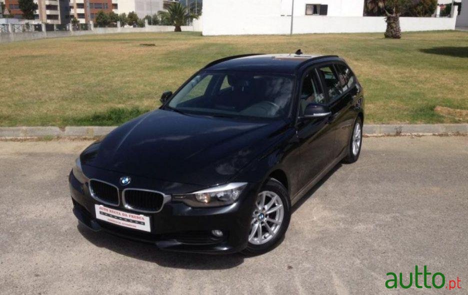 2013' BMW 320 D Touring Xdrive Line Modern photo #2