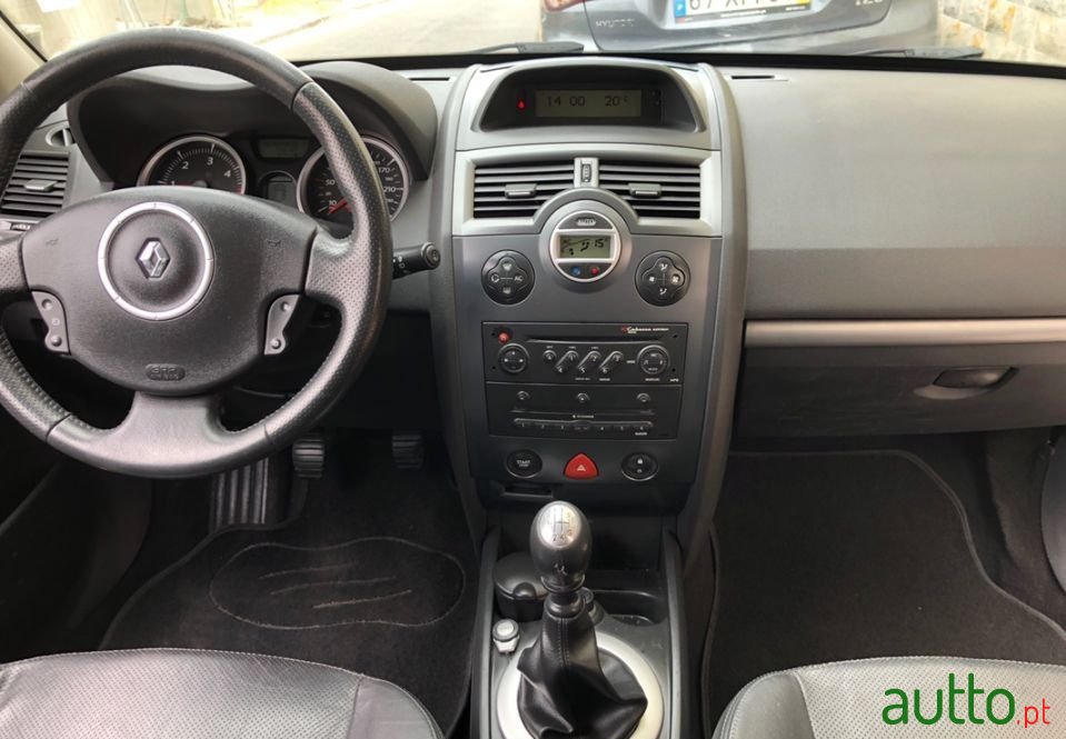 2007' Renault Megane Break photo #6