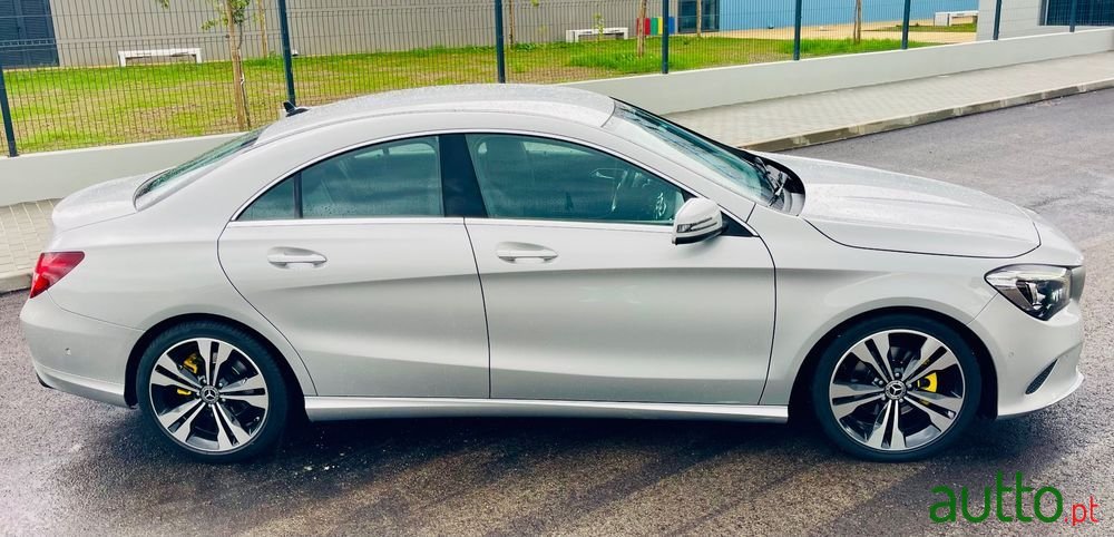2017' Mercedes-Benz Classe Cla photo #3