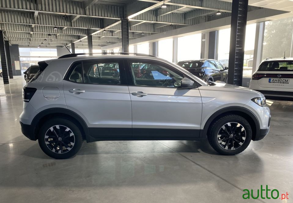 2021' Volkswagen T-Cross photo #5