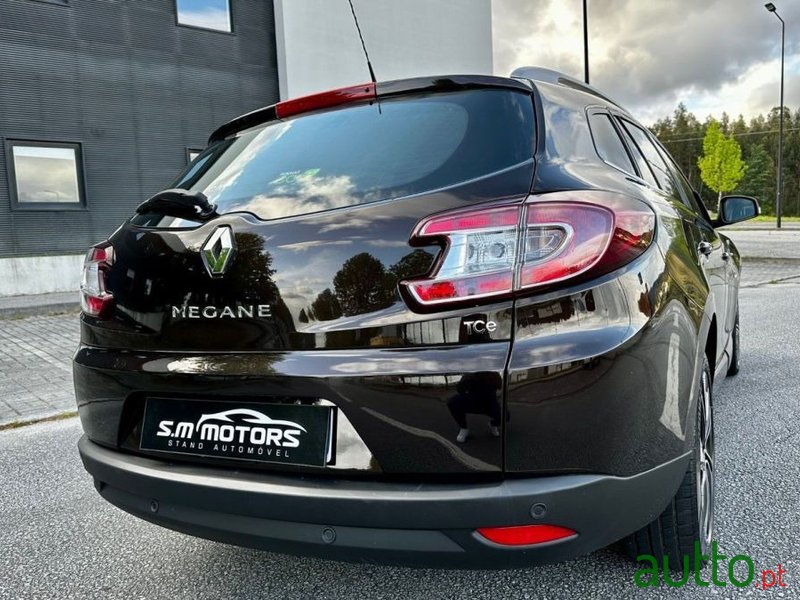 2014' Renault Megane Sport Tourer photo #5