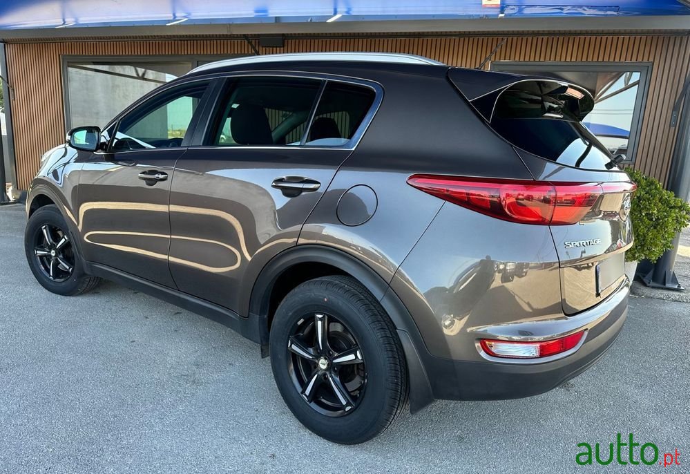 2016' Kia Sportage photo #2