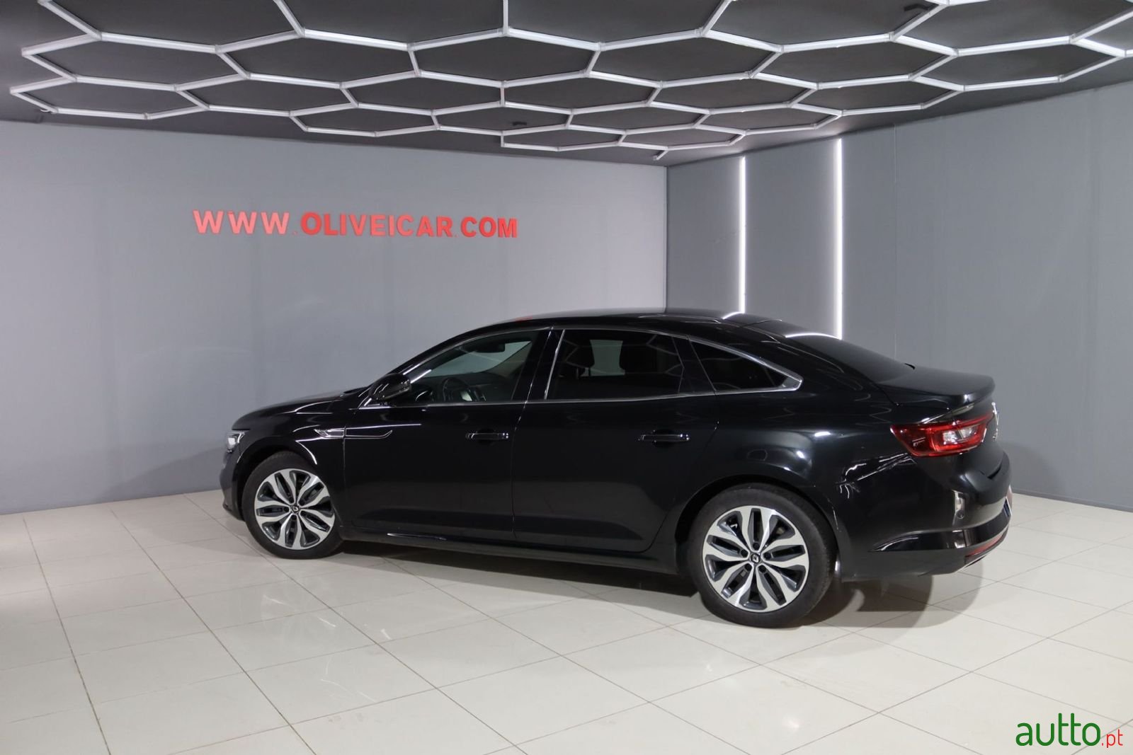 2018' Renault Talisman photo #3
