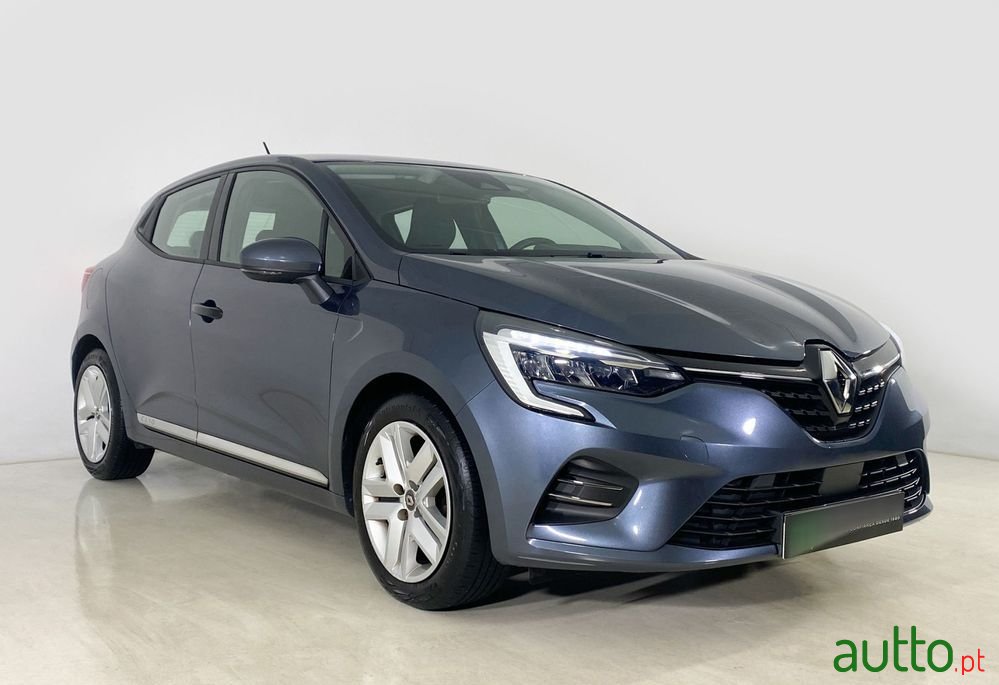 2021' Renault Clio photo #3