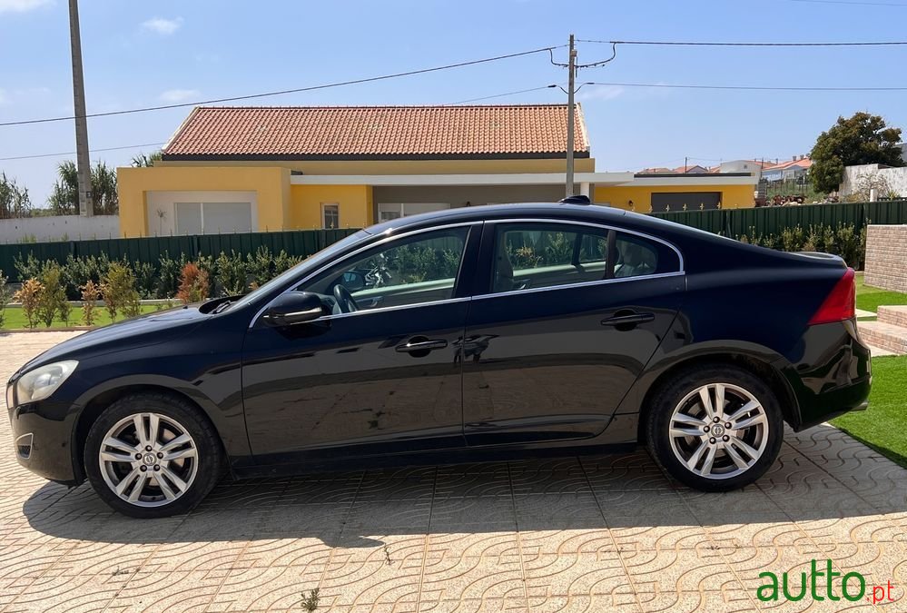 2012' Volvo S60 photo #2