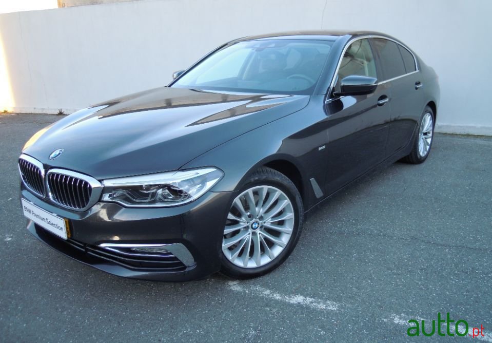 2017' BMW 520 photo #1