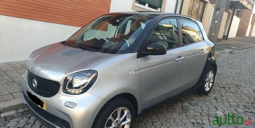 2014' Smart Forfour 1.0 Passion photo #1