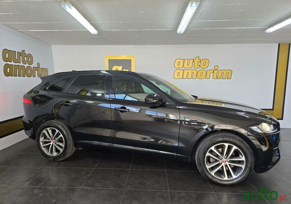 2019' Jaguar F-Pace 2.0 I4D R-Sport Aut. photo #5