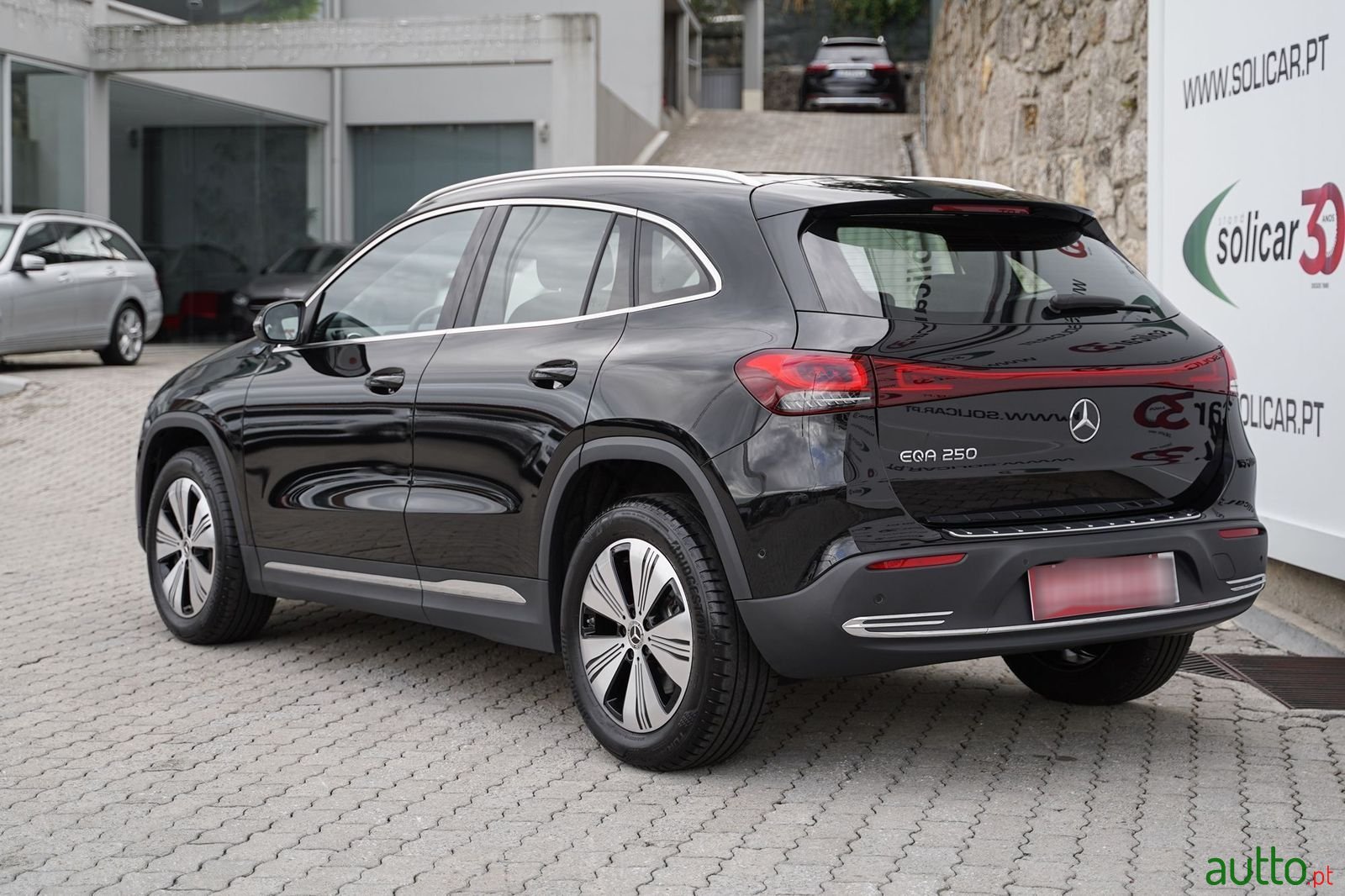 2022' Mercedes-Benz EQA photo #3