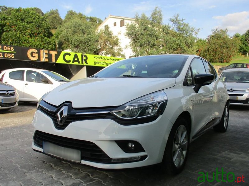 2017' Renault Clio 0.9 Tce Limited photo #1