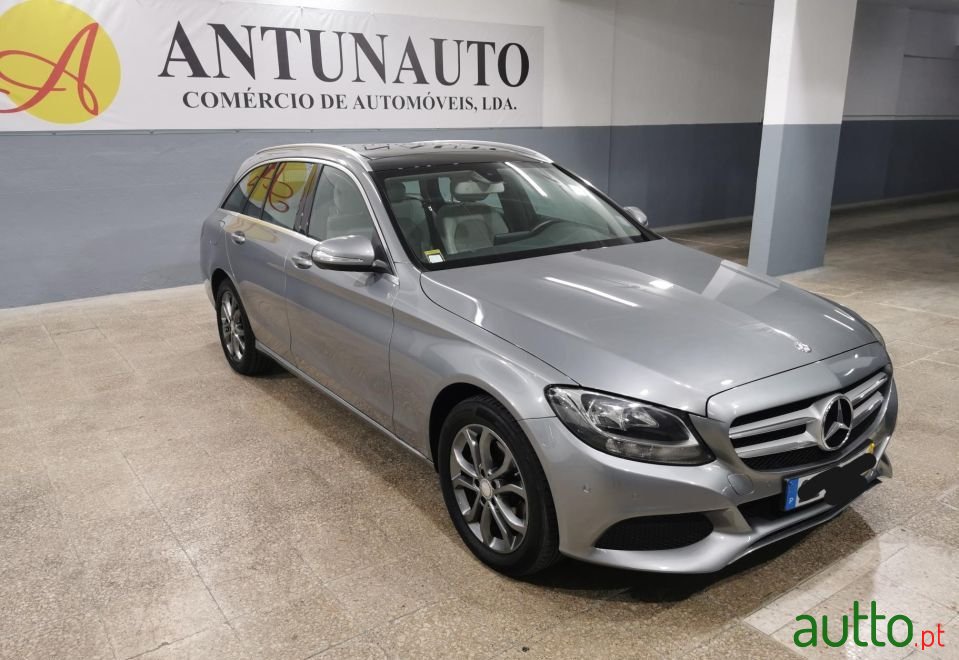 2014' Mercedes-Benz C-220 photo #3