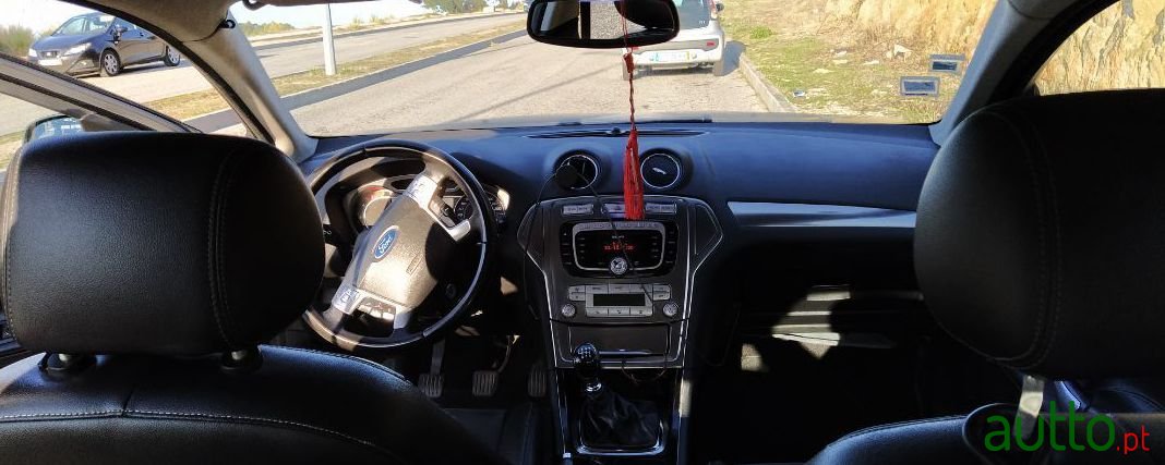 2007' Ford Mondeo photo #2