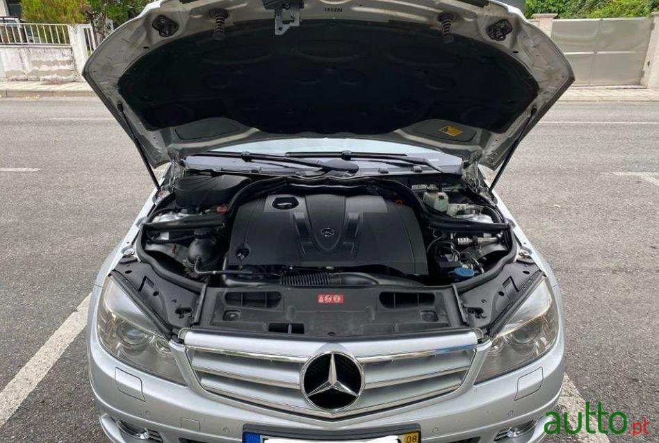 2008' Mercedes-Benz C-220 photo #1