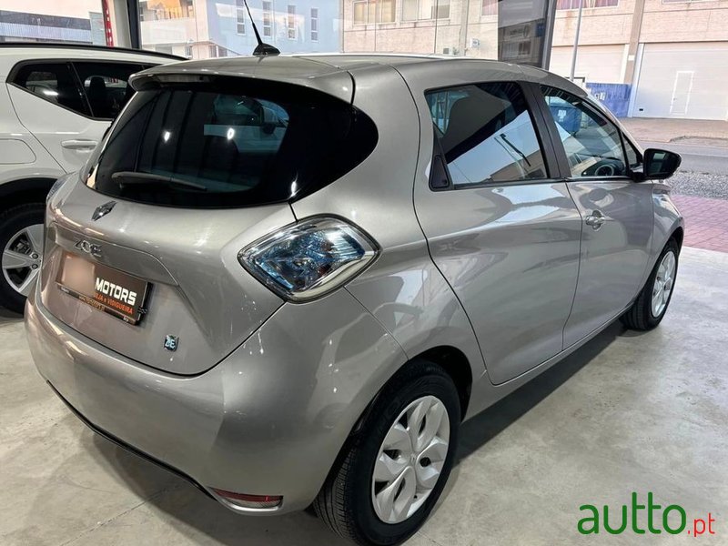 2014' Renault Zoe photo #6