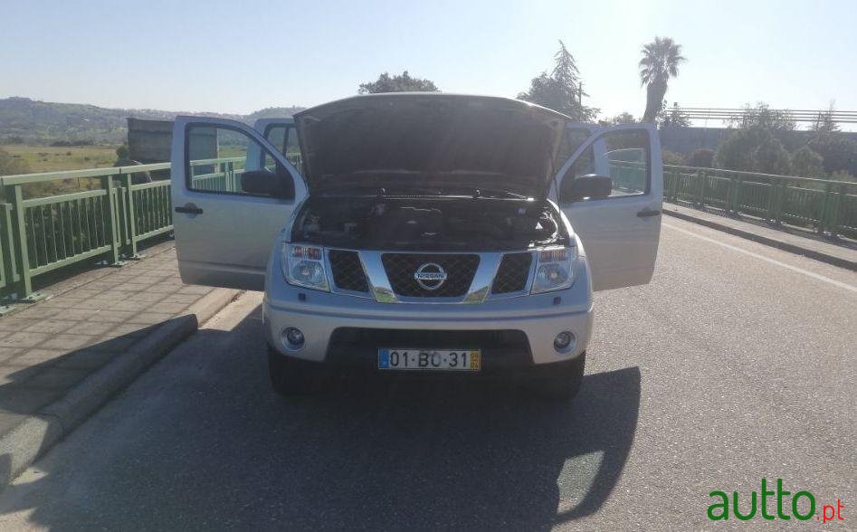 2006' Nissan Navara photo #2