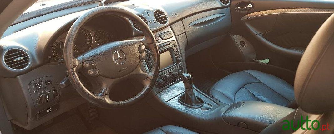 2003' Mercedes-Benz Clk-200 Kompressor photo #1