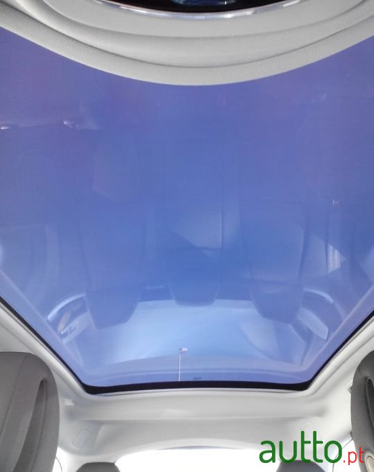 2012' Peugeot 508 Sw photo #5