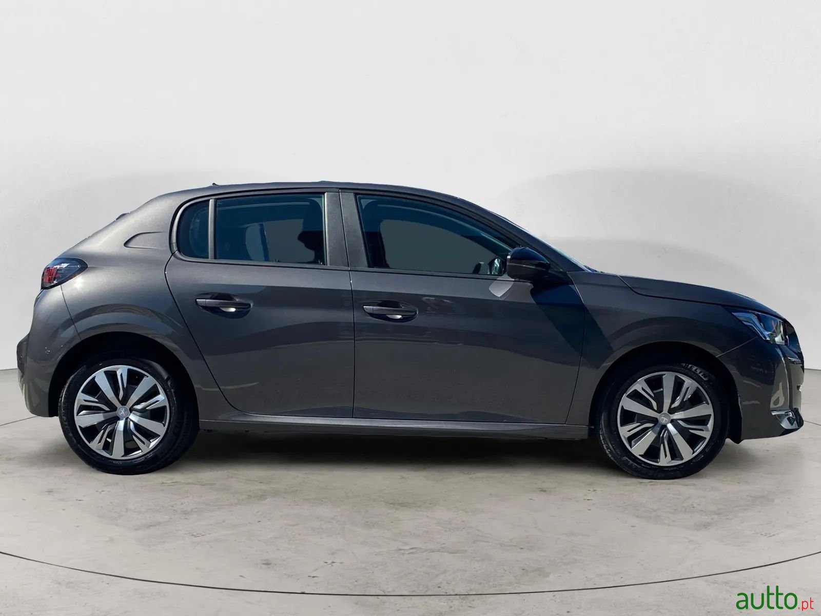 2023' Peugeot 208 photo #6