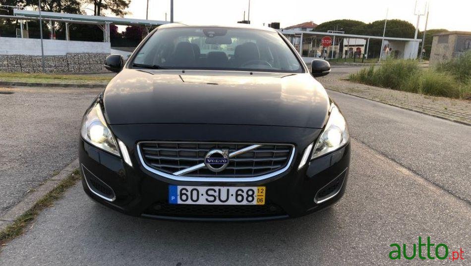 2012' Volvo S60 1.6 Drive Summum 2012 photo #2