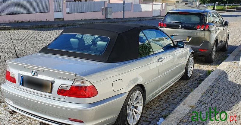 2002' BMW 318 Ci Cabrio photo #3