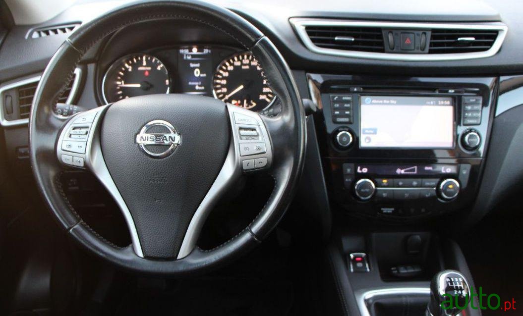 2014' Nissan Qashqai 1.5 Dci photo #3