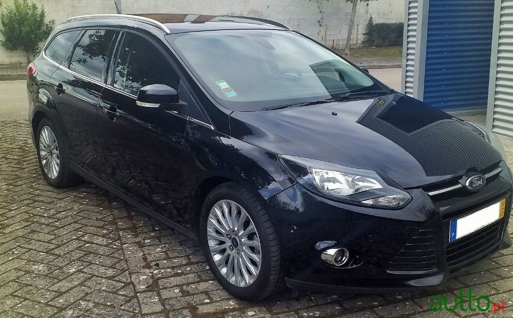 2012' Ford Focus Sw photo #1