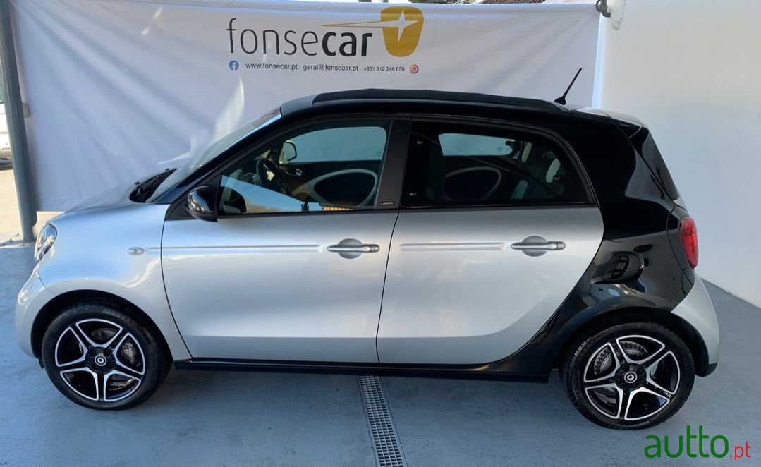 2015' Smart Forfour photo #4