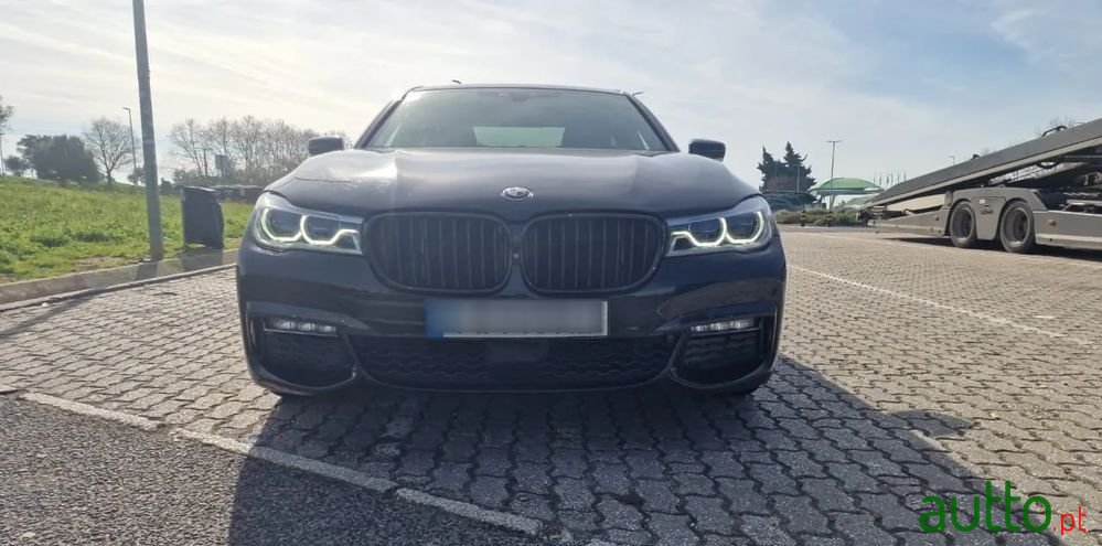 2016' BMW 730 D Xdrive Pack M photo #3