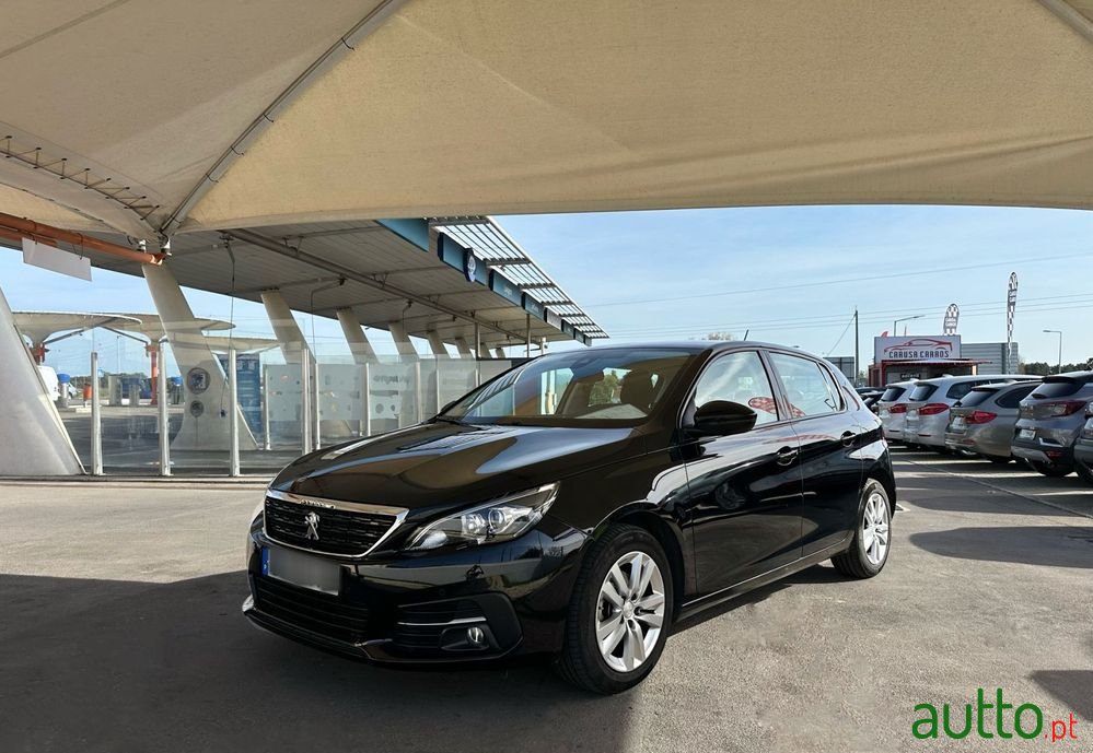 2018' Peugeot 308 photo #2