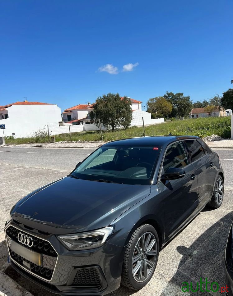 2019' Audi A1 Sportback photo #1