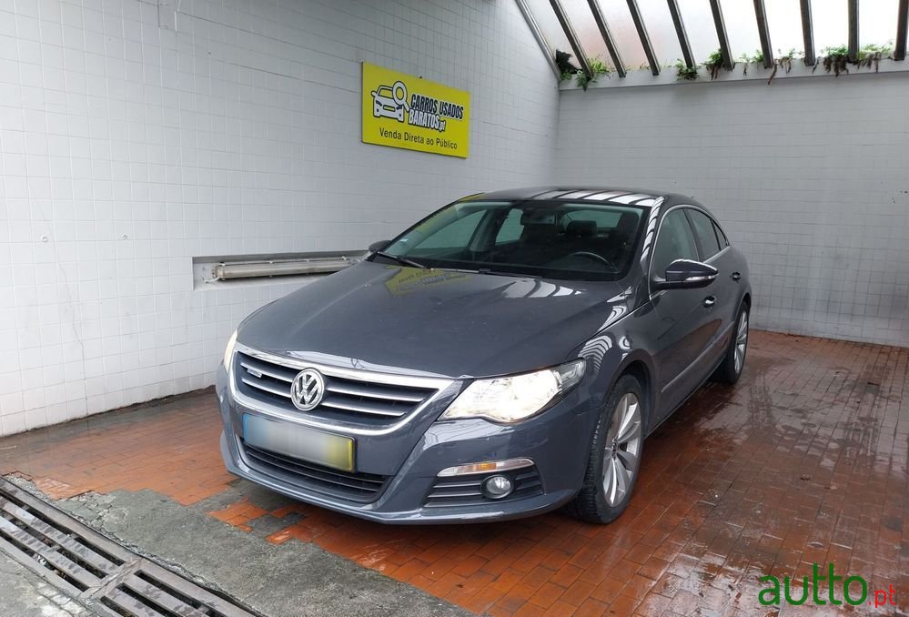 2011' Volkswagen Passat 2.0 Tdi Blue photo #1