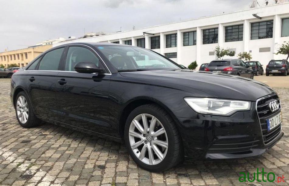 2011' Audi A6 Limusine photo #1