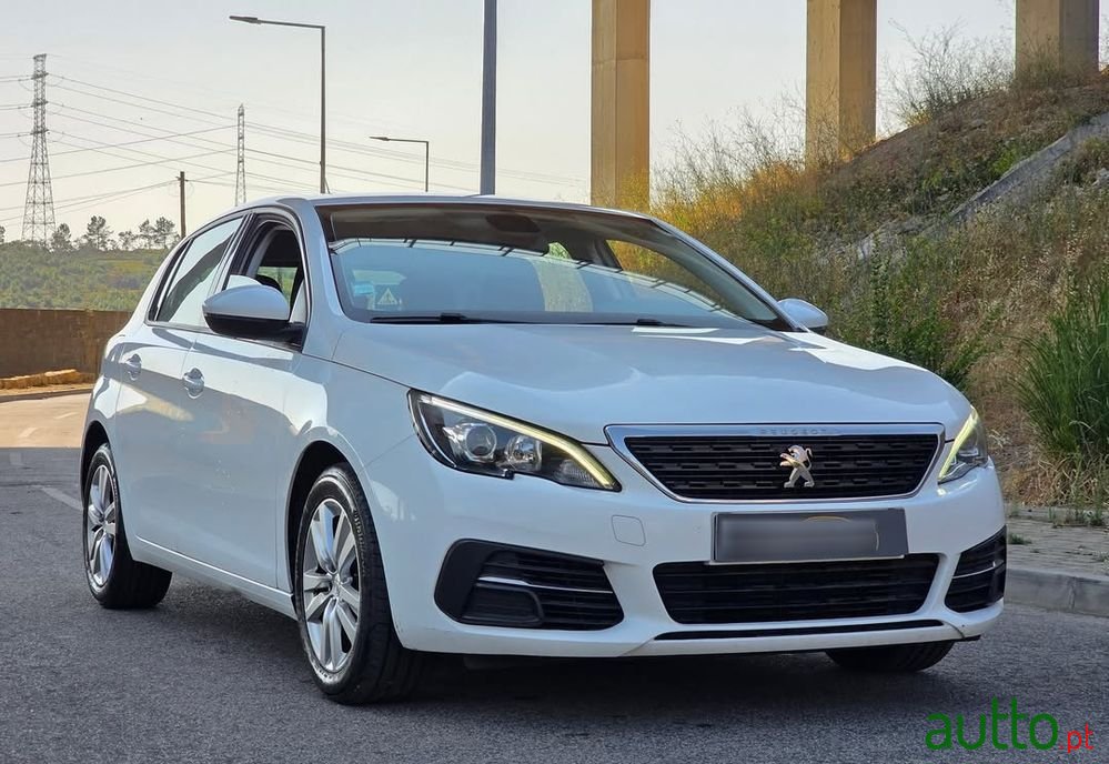 2019' Peugeot 308 photo #3