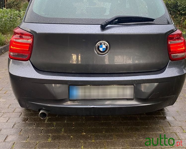 2015' BMW Série 1 D photo #2