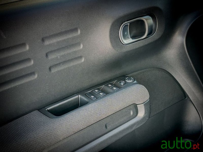 2019' Citroen C3 Aircross photo #4