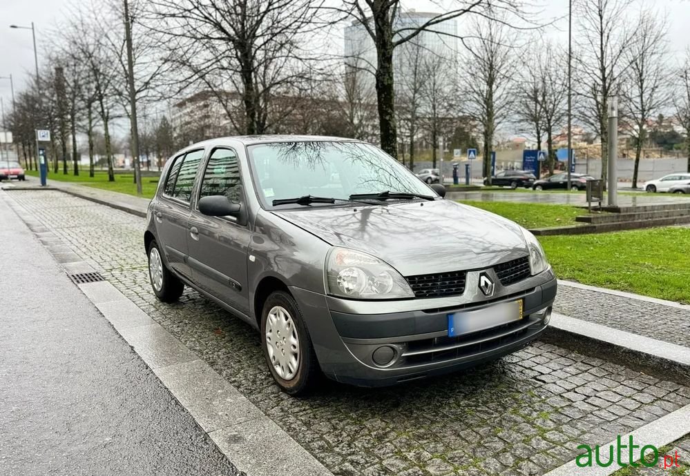 2003' Renault Clio 1.2 Expression photo #3