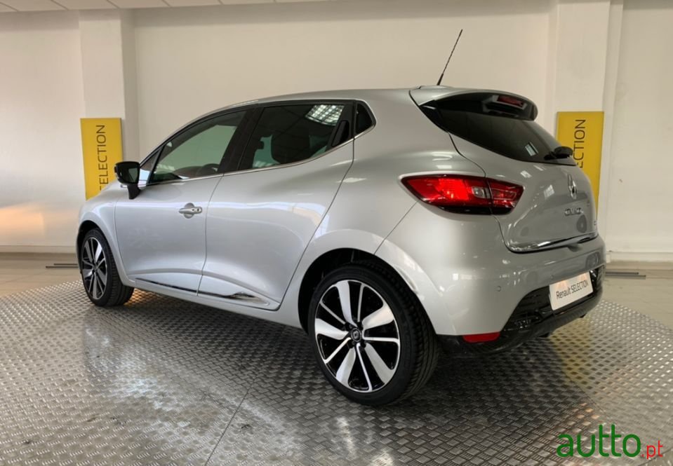 2016' Renault Clio photo #5