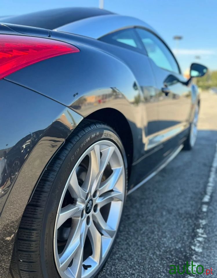 2010' Peugeot RCZ 1.6 155 Thp photo #3