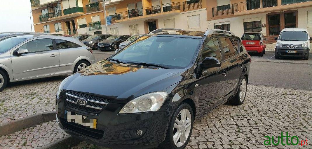 2008' Kia Ceed Sw photo #3