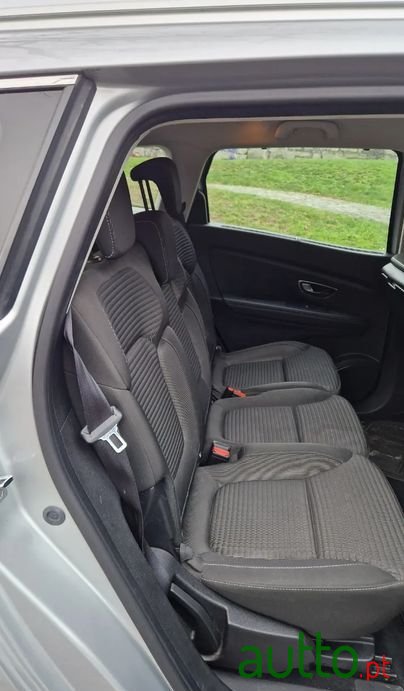 2017' Renault Grand Scenic photo #6